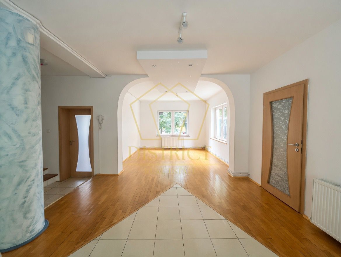 Casa individuala cu 5 camere și garaj | Simion Barnutiu - Poză 2