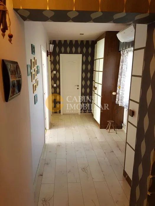 Nicolina- 4 Camere Decomandat -Etaj Intermediar 110 Mp  Bloc 1994 - Poză 6