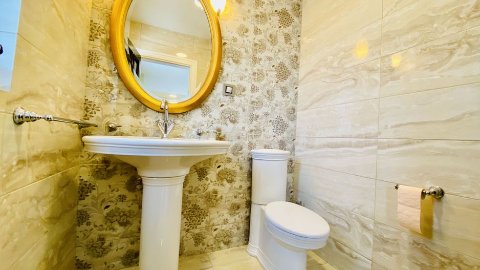 Penthouse confort lux,mobilat, utilat, garaj subteran, aer conditionat - Poză 12