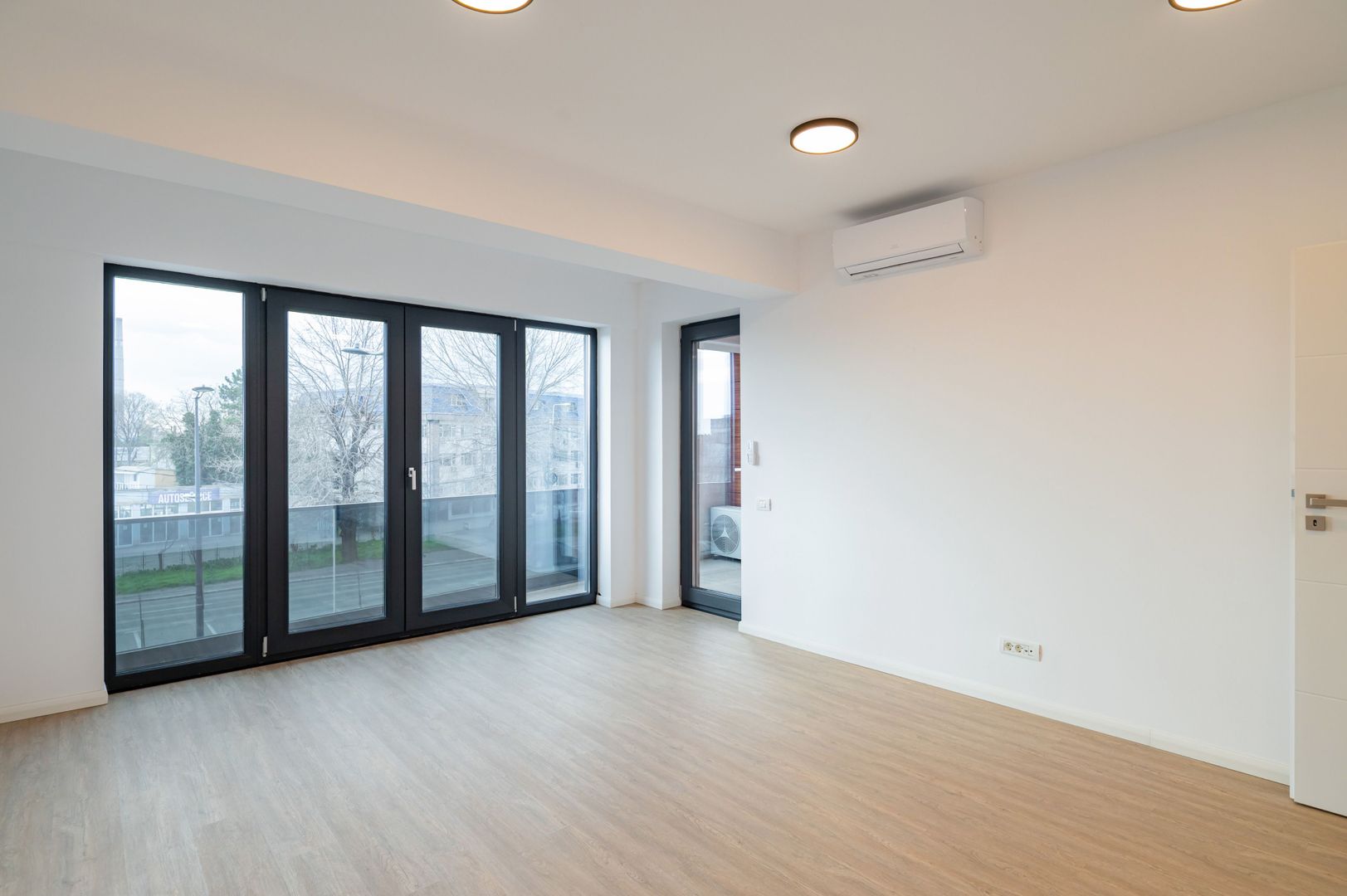Cladire premium, etaj 2 | 150 mpu + terase 57 mp | 3 locuri parcare - Poză 20