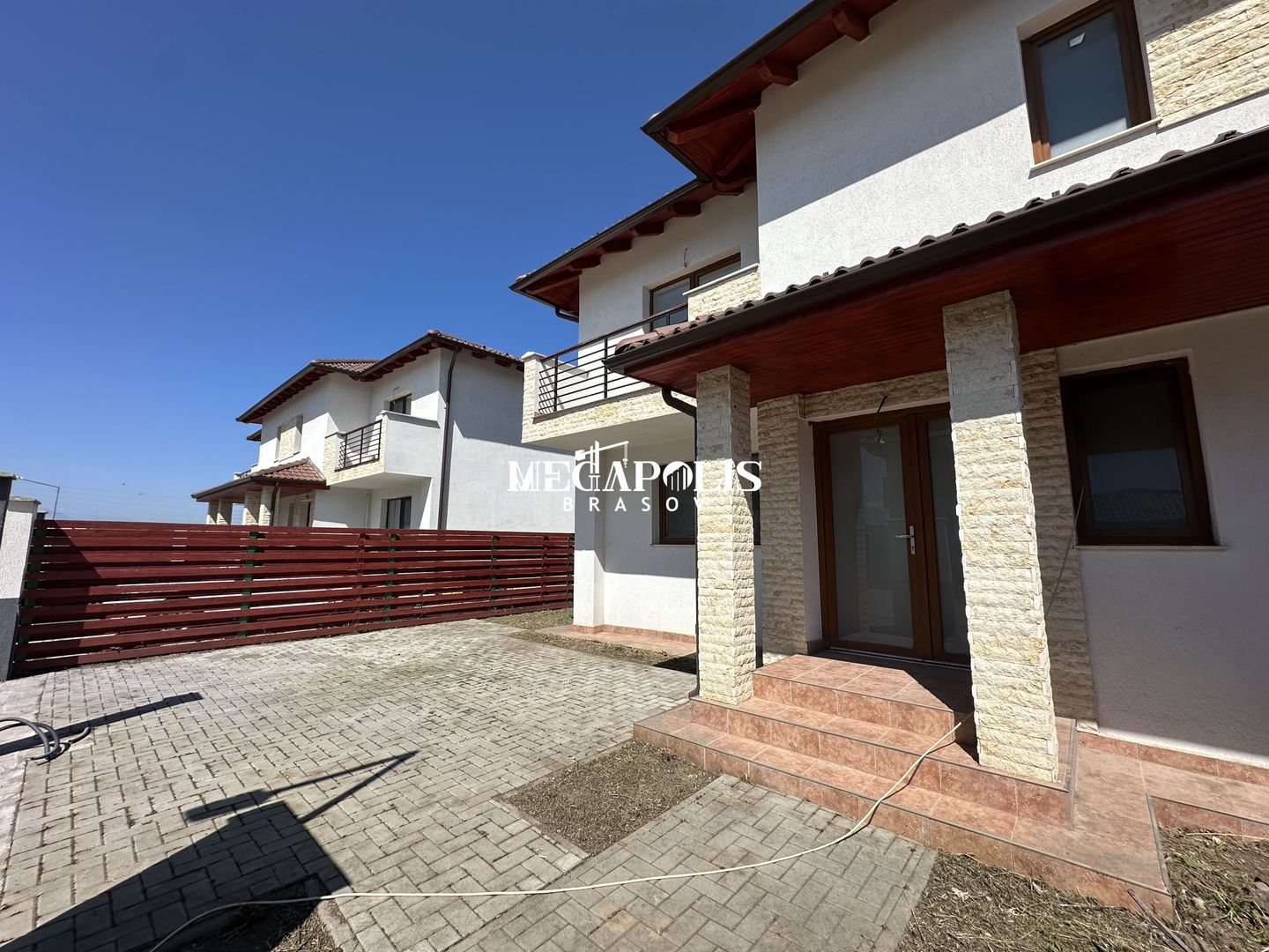 Intrarea in Sanpetru / Cartier Privat / Credit - Poză 27