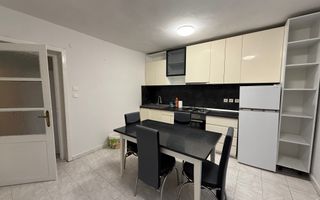 Casa cu 4 camere de inchiriat | Complexul Studentesc - Poză 1