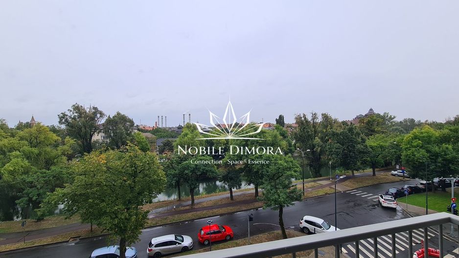 ISHO – Apartament modern cu 3 camere si 2 bai - parcare - Bega View - Poză 3