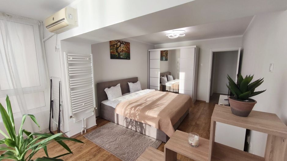 De inchiriat apartament spatios, 3 camere, pe Faleza, 900 euro - Poză 4