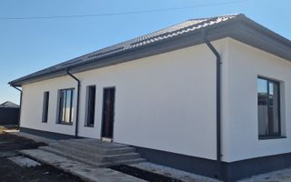 🏡 Casă individuală de vânzare – spațiu, confort, locație excelenta - Poză 3
