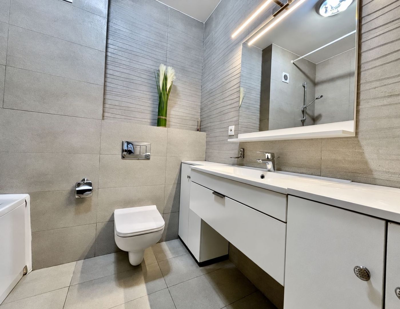 Apartament elegant cu 2 camere  Pipera, în spatele Porche, 675 eur/lun - Poză 9