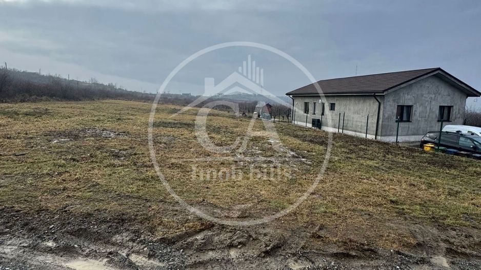 Teren intravilan de vânzare în zona Dealuri, Oradea - Poză 1