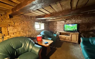 Casa de vanzare cu potential ridicat in Cornatel jud.Sibiu - Poză 14