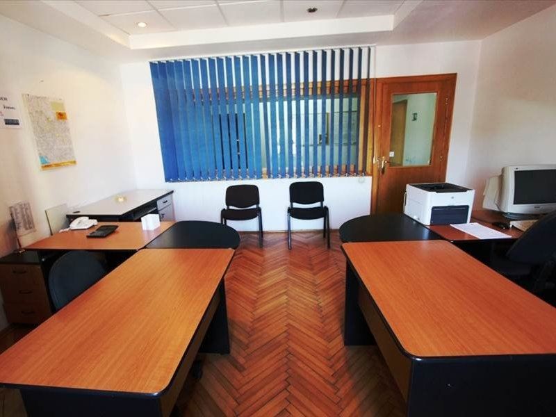 Birouri-diverse suprafete - Poză 2