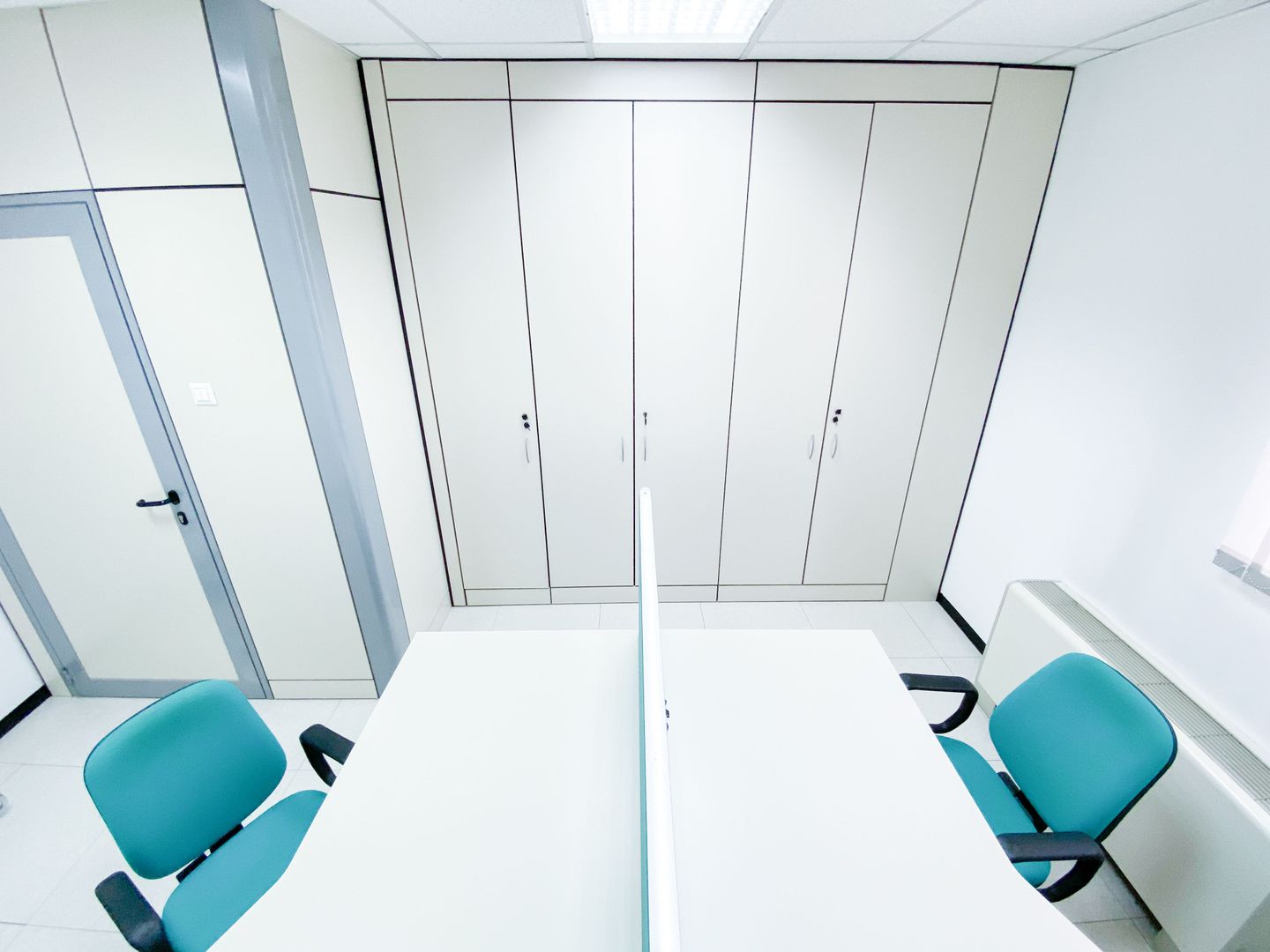 Cladire cu functiuni mixte - Poză 10