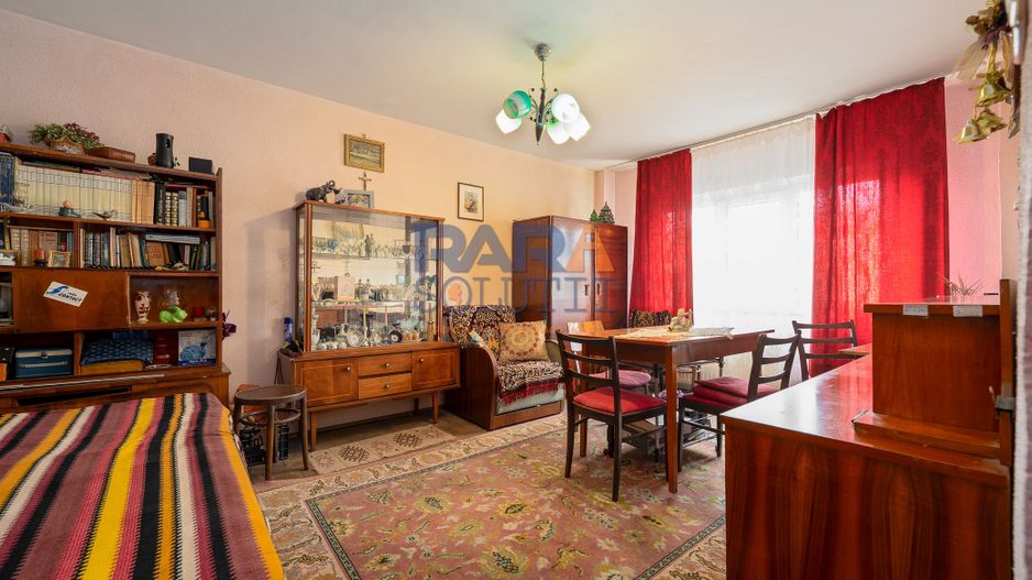 Apartament 3 camere, două băi, Bd. Roman Mușat - Poză 2