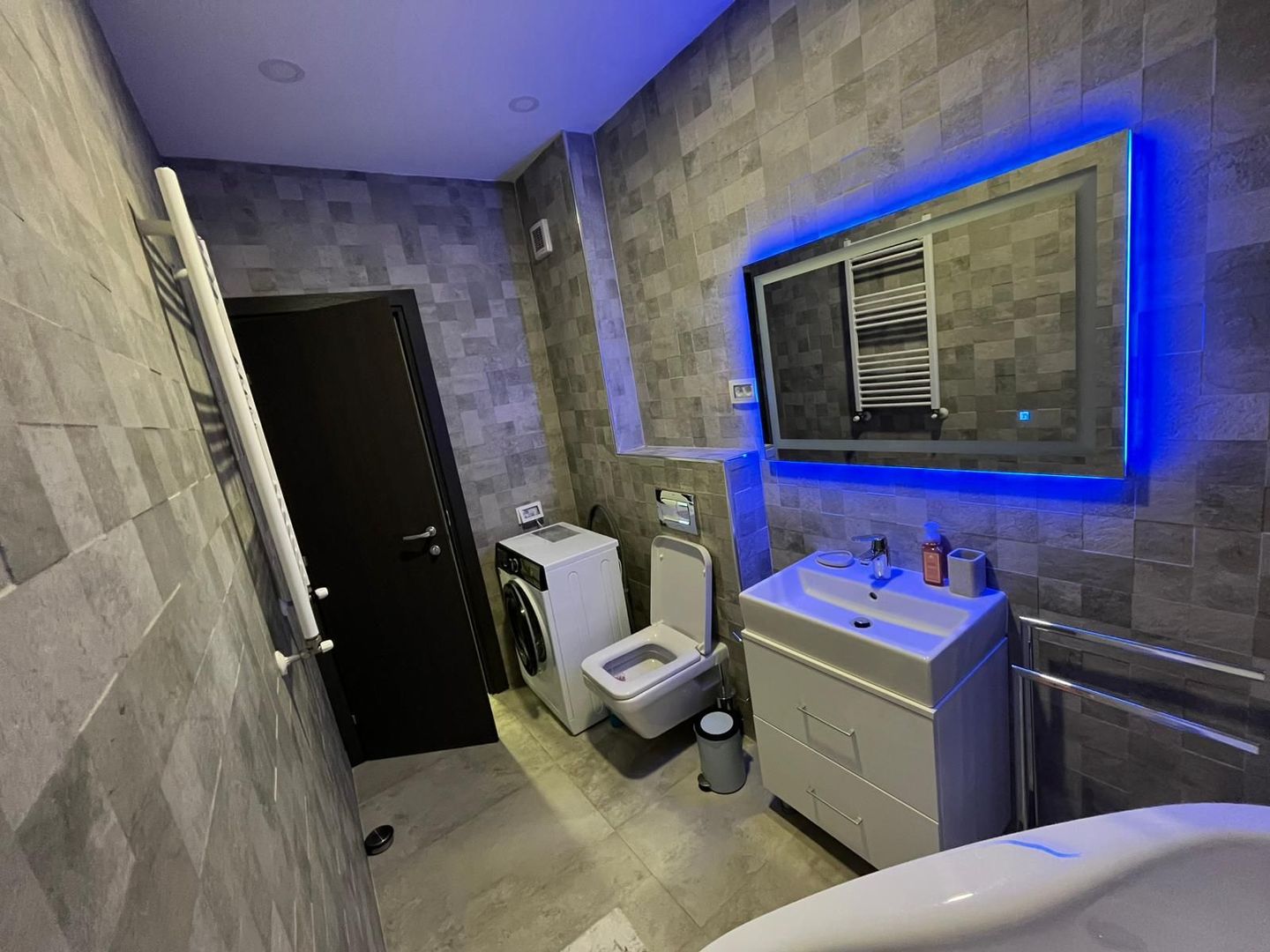 De închiriat: apartament 2 camere - premium+parcare - NOVUM Grozăvești - Poză 12