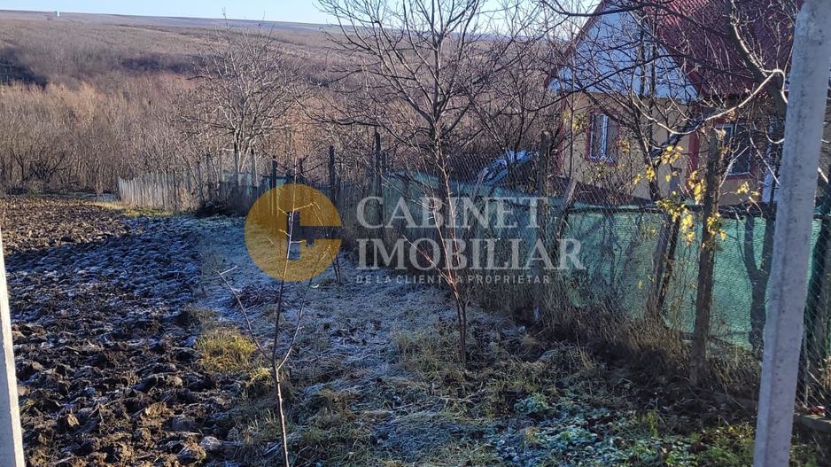 Casă Schitu Duca, 1150 mp teren, la asfalt, utilități - Poză 9