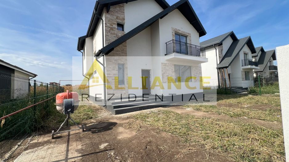 Vila de vanzare-4 camere-2 bai-Teren 350 MP - Poză 1