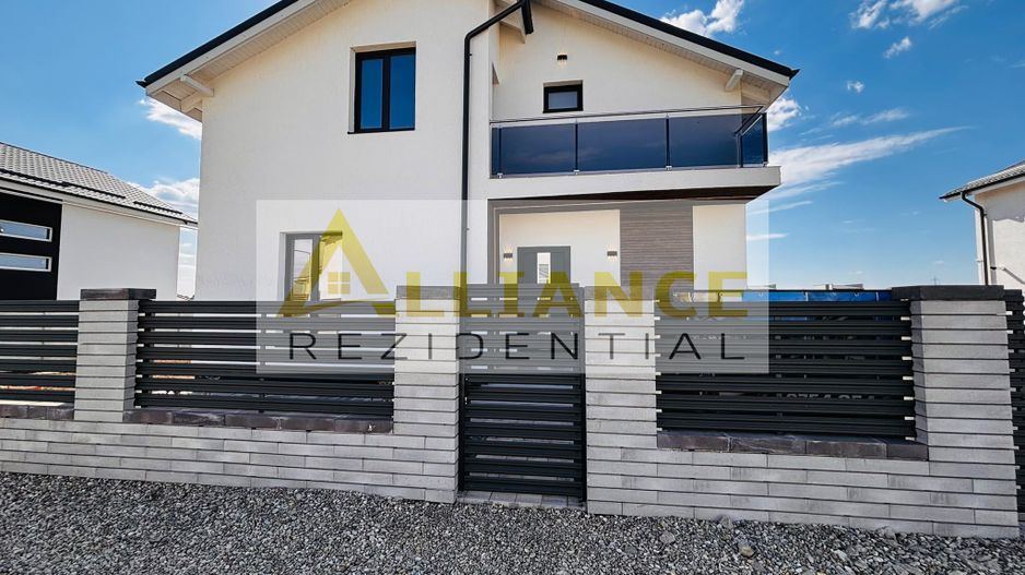 Vila moderna cu mansarda- 4 camere- Teren 390 mp-STR Miorita - Poză 1