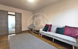 Apartament de vanzare cu 3 camere  in zona Centrala, Oradea - Poză 1