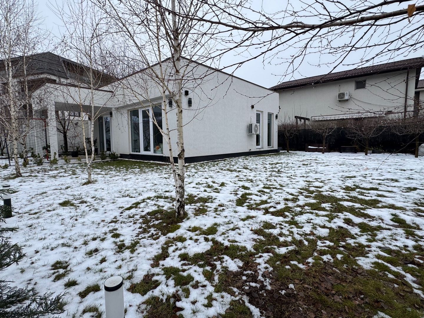 PRIMA CHIRIE, Casa pe parter, 3 camere, 70m2, 23 AUGUST - Poză 11