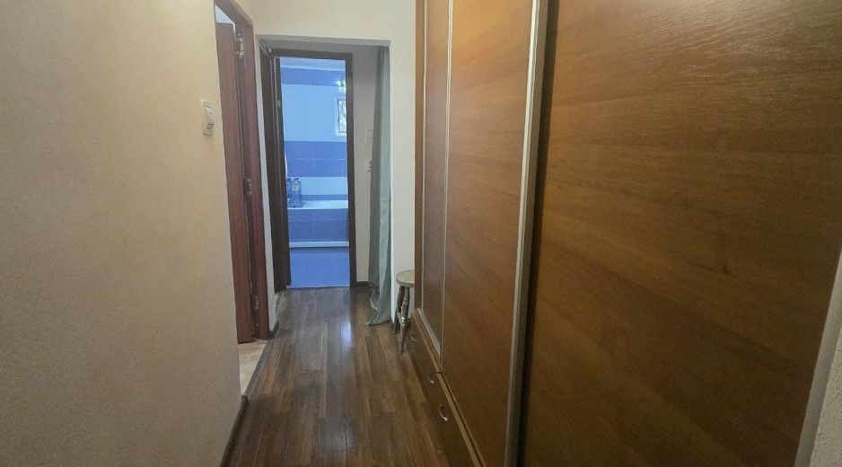 Apartament 3 camere 2 bai si 2 balcoane, Rovinari - Poză 3