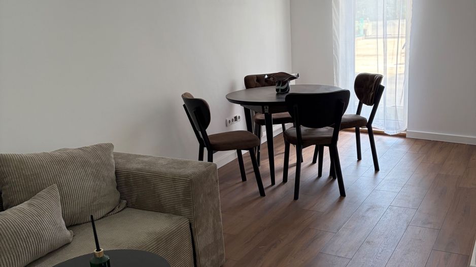 Apartament la cheie | 2 camere | parcare | Lombului - Poză 1