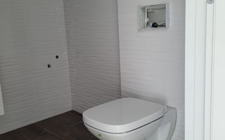 2 Cam, - Auchan Titan -1 Decembrie  1918- Liviu Rebreanu-Comision 0! - Poză 10