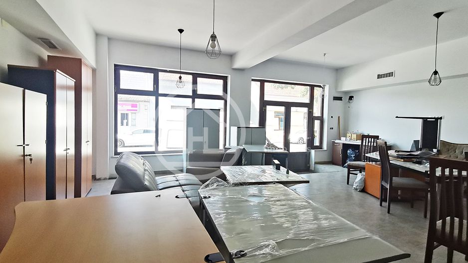 Casa de închiriat cu 7 camere în zona Dimitrie Cantemir, Oradea - Poză 9