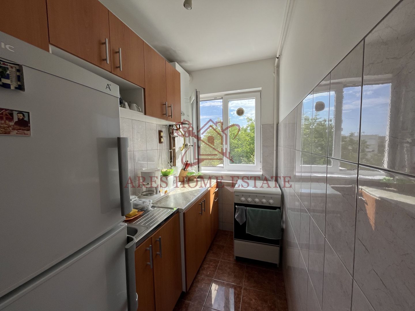 Apartament 4 camere, cu centrala proprie si boxă – zona Take Ionescu - Poză 5