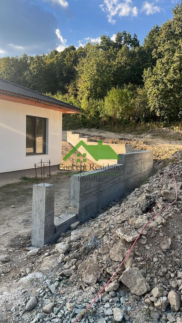 Exclusivitate! Casa pe parter, zona deosebita - Apa Sarata !!! - Poză 9