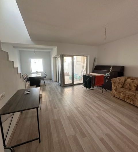 Triplex zona Braytim - Poză 1