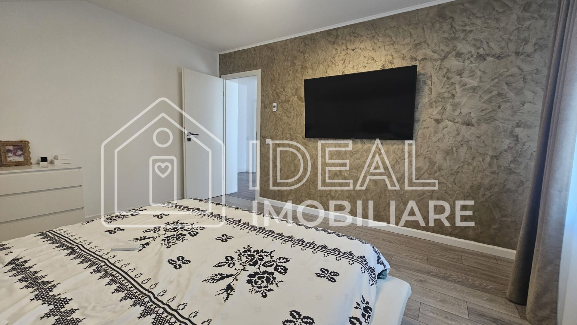 Casă individuală cu 4 camere, complet mobilata, in Cartierul Tineretului - Poză 15