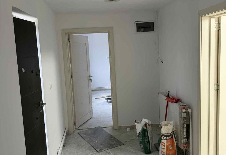 Casa de vanzare proprietate - Poză 4