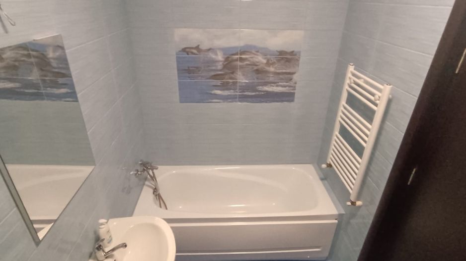 Apart. decomandat ( bucatarie separata+balcon ) + Parcare ! - Poză 11