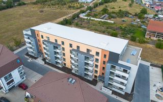 Perfect pentru investitie , apartament langa lac! - Poză 1