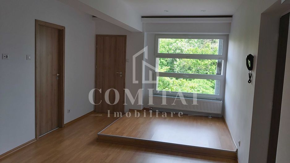Apartament cu 3 camere | Zonă Ultracentrală - Piața Ștefan cel Mare - Poză 4
