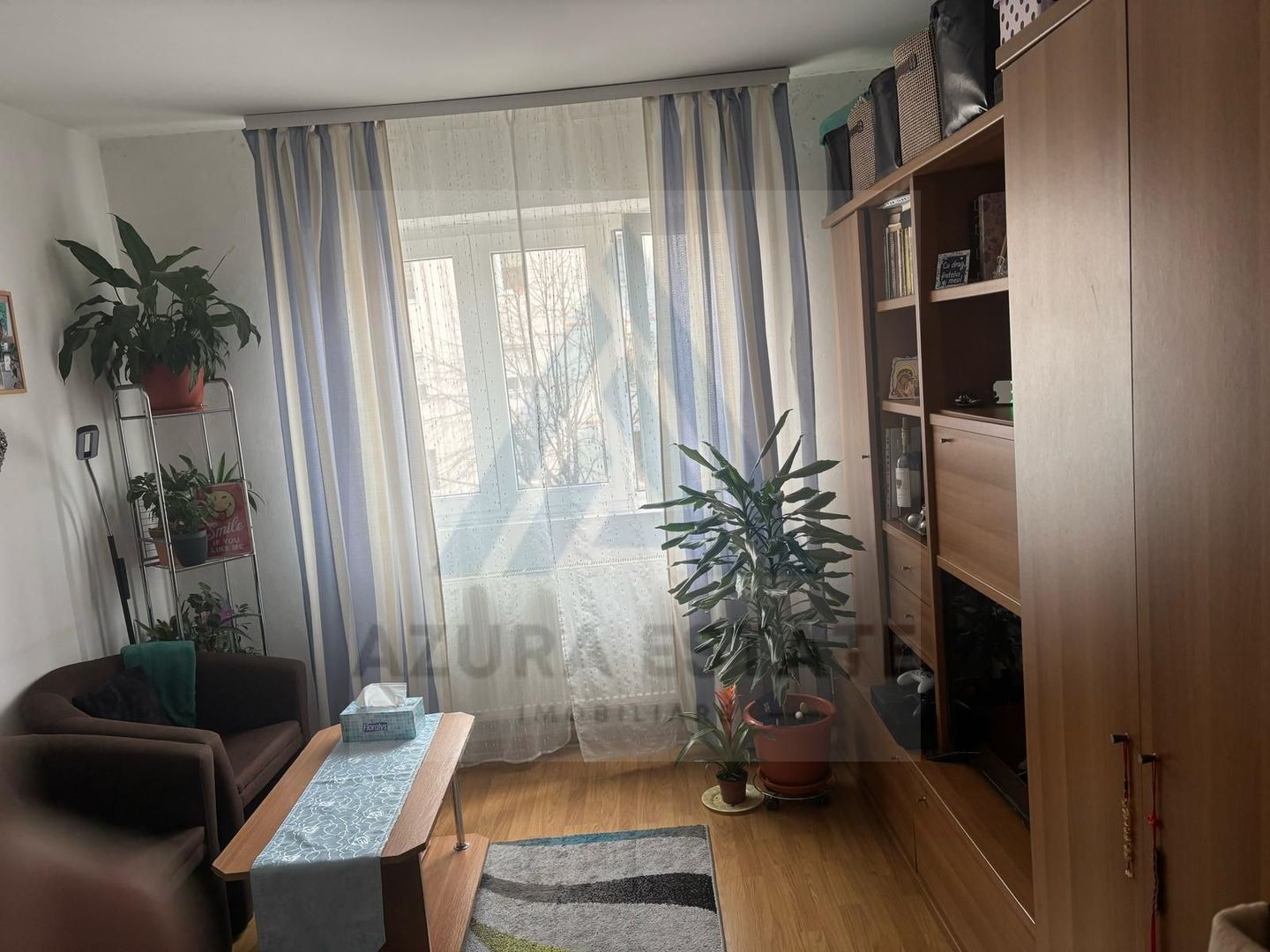 Apartament 2 camere bucatarie inchisa si baie cu geam pe Nicolae Iorga - Poză 1