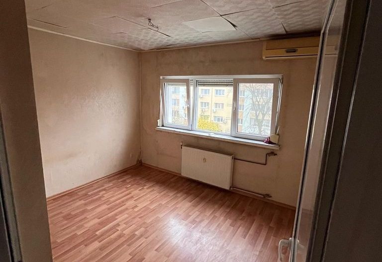 Apartament 4 camere bloc anvelopat Apusului, Pacii, Militari - Poză 6