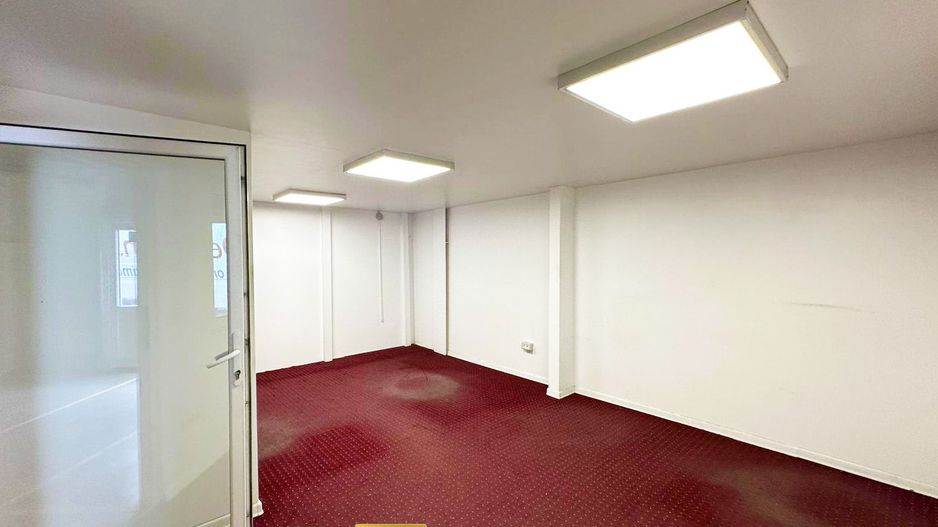 Hala mica de inchiriat Arad central 167 mp, cost redus, acces TIR - Poză 9