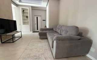 Chirie, apartament, 3 camere, strada Columna, Centru - Poză 1