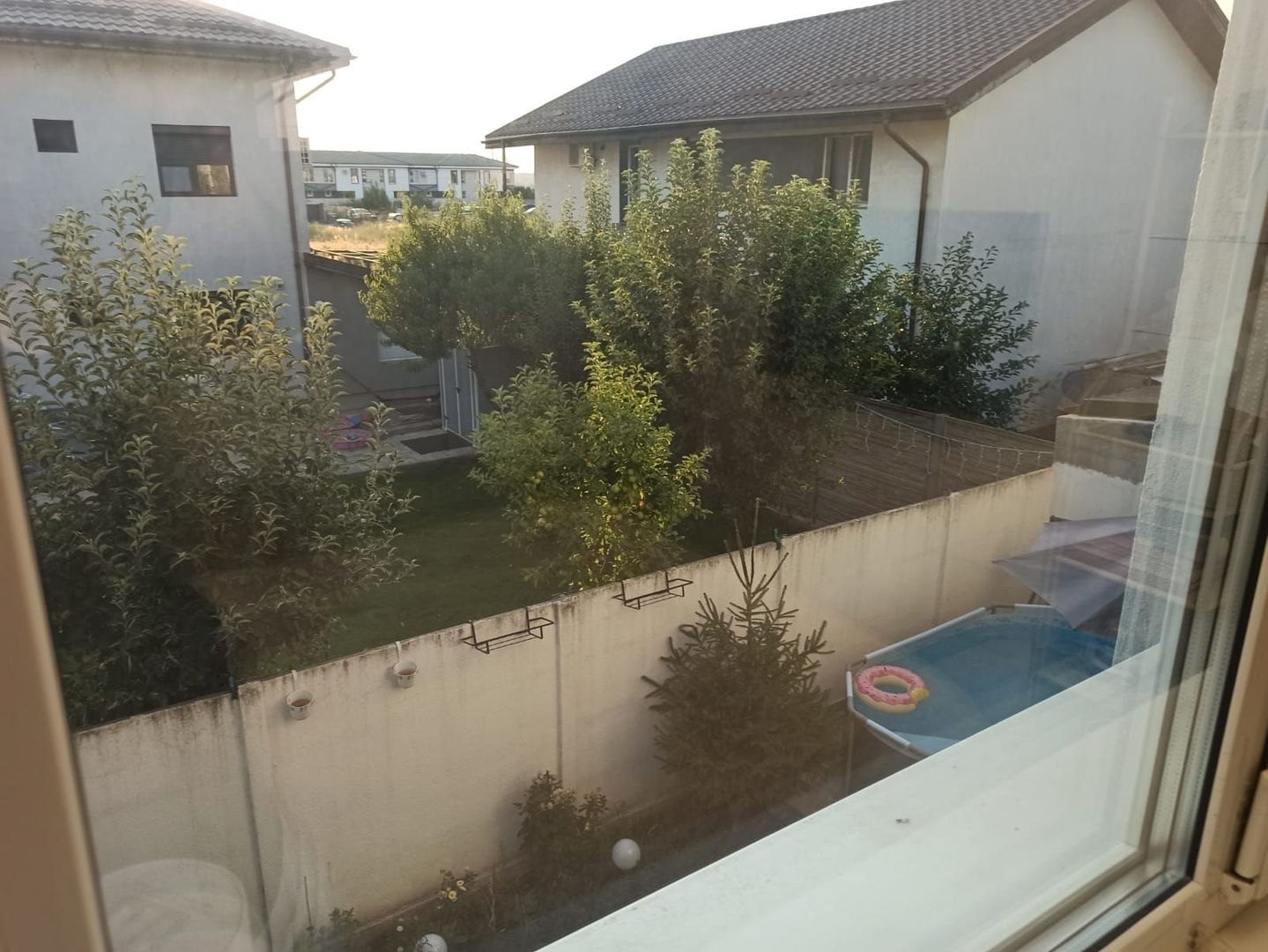 vila4cam2bai-curte-parcare-loc joaca-acces controlat-strOrizontului - Poză 66