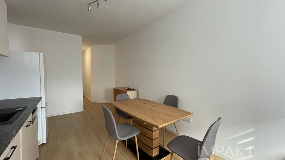 Apartament 3 camere, 60 mp, zona Bulgaria, luminos si spatios - Poză 2