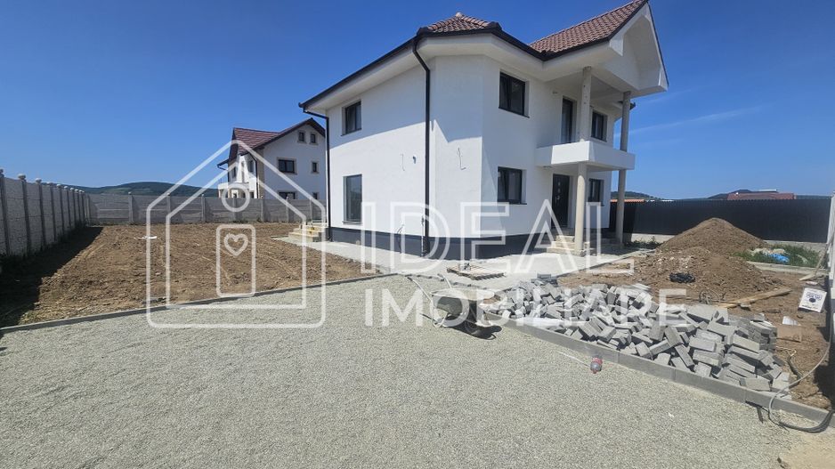 Casa Individuala Moderna cu 630 mp de curte, in Cristian - Poză 5