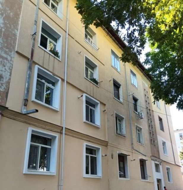 Garsoniera Roman - Poză 1