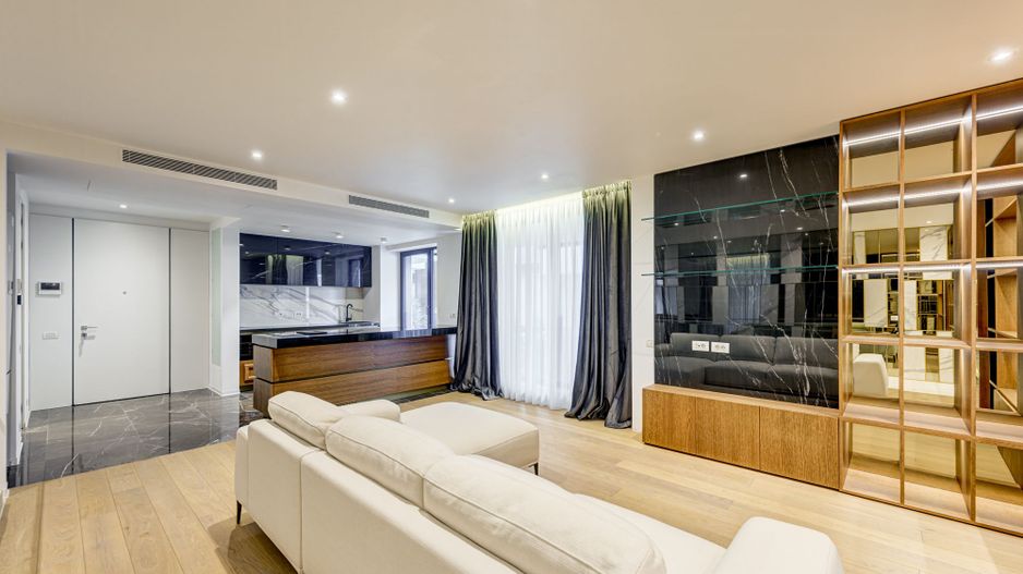 Apartament spatios 4 camere tip duplex | One Charles de Gaulle - Poză 8