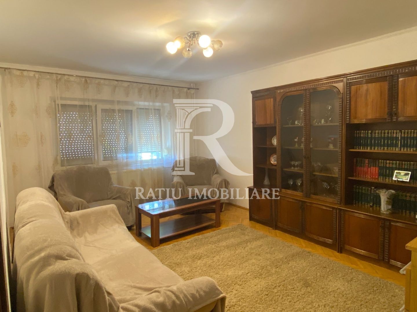 Apartament 3 camere | Bulevardul Stefan Cel Mare | Oradea - Poză 1
