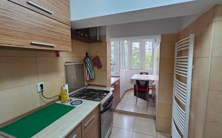 Apartament 2 camere in zona Piata Alba Iulia-Decebal, cu loc de parcare - Poză 6