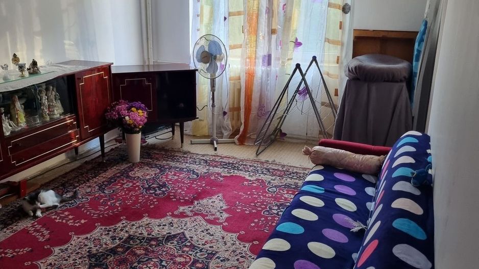 Vanzare Apartament 3 camere, 2 bai, 65 mp utili, decomandat – Piața Rahova - Poză 1