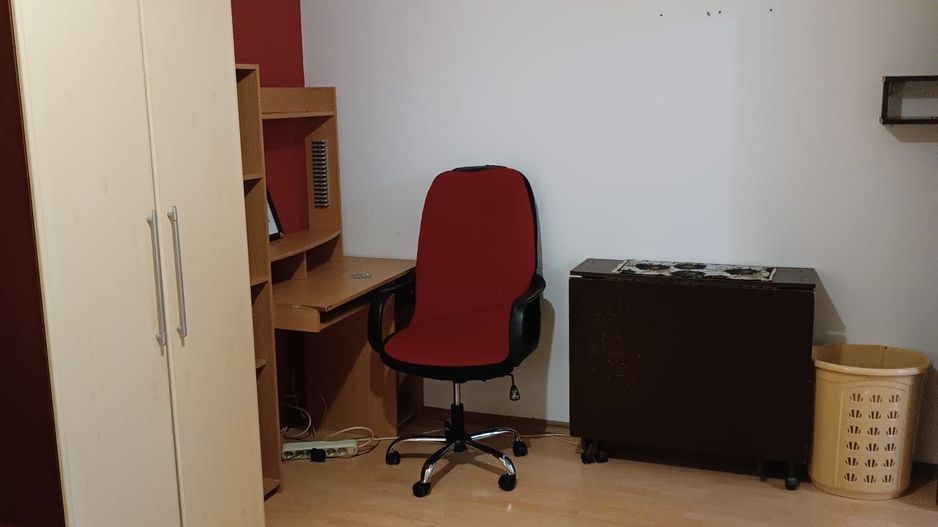 De vanzare Apartament 2 camere Preciziei - Poză 3
