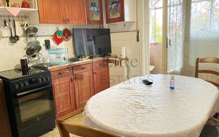 Apartament de închiriat cu 3 camere, Ultracentral in Oradea - Poză 4