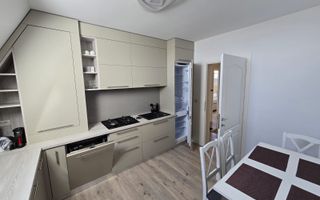 Apartament spațios 3 camere I Central I Rădăuți - Poză 7