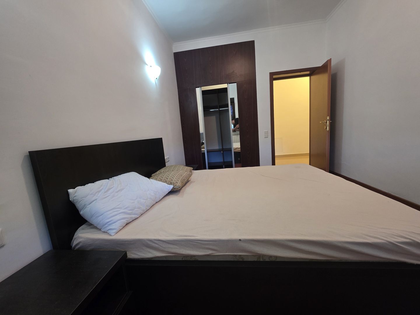 Apartament 3 camere de inchirat Rond OMV Pipera Nou curte 45M - Poză 16