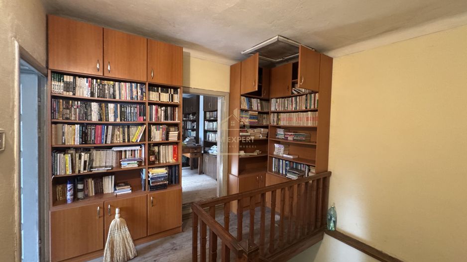 VILA 6 CAMERE, CAMPULUNG, TEREN 196 MP - Poză 10